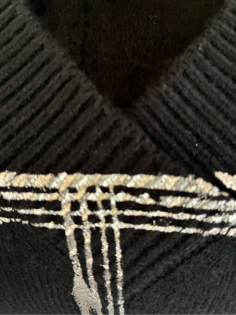 Sweater - Picture 4 of 6